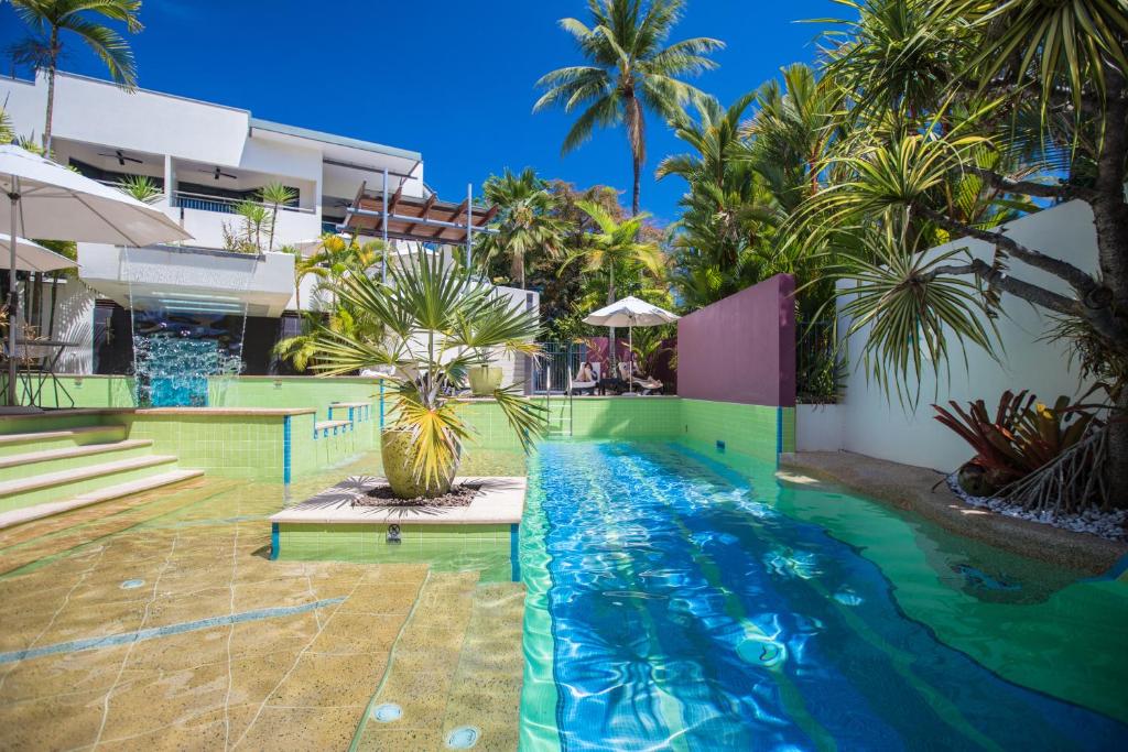 hotels with balcony in Port Douglas