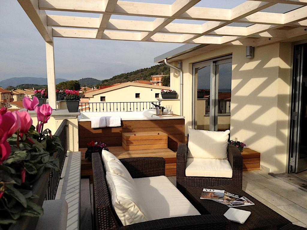 hotels with balcony in Castiglione Della Pescaia