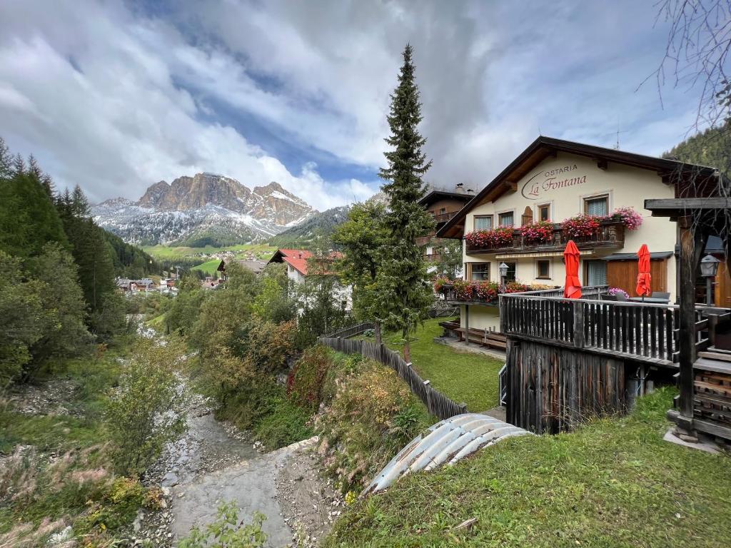 hotels with balcony in Corvara In Badia