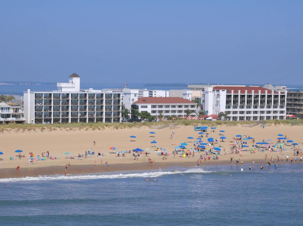 hotels with balcony in Ocean City