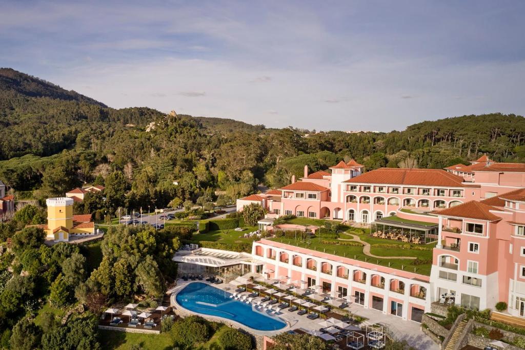 hotels with balcony in Sintra