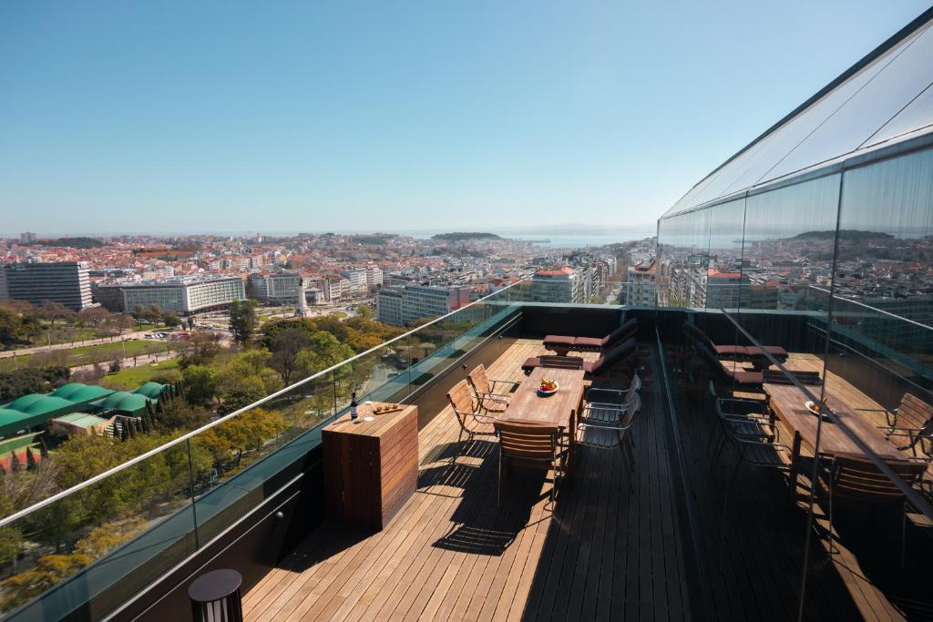 hotels with balcony in Lisbon