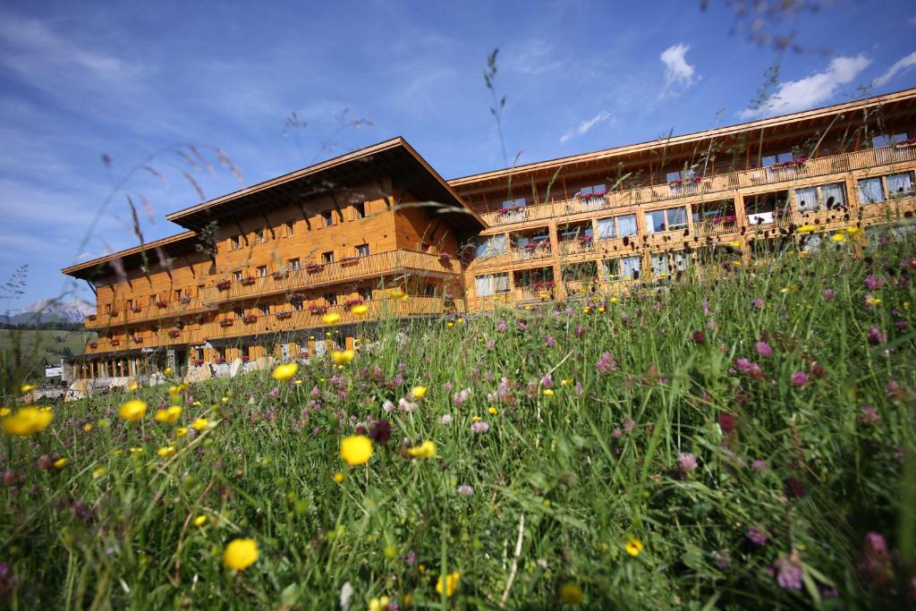 hotels with balcony in Alpe Di Siusi