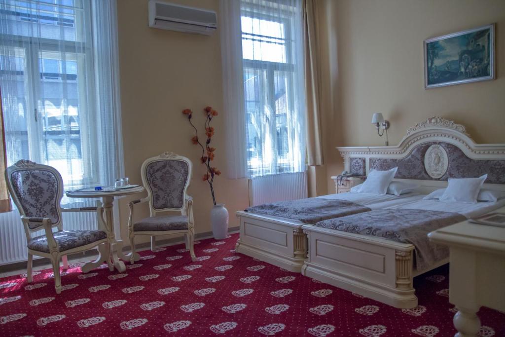 hotels with balcony in Satu Mare Romania