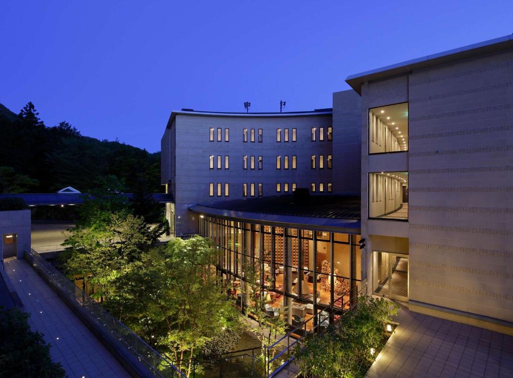 hotels with balcony in Hakone