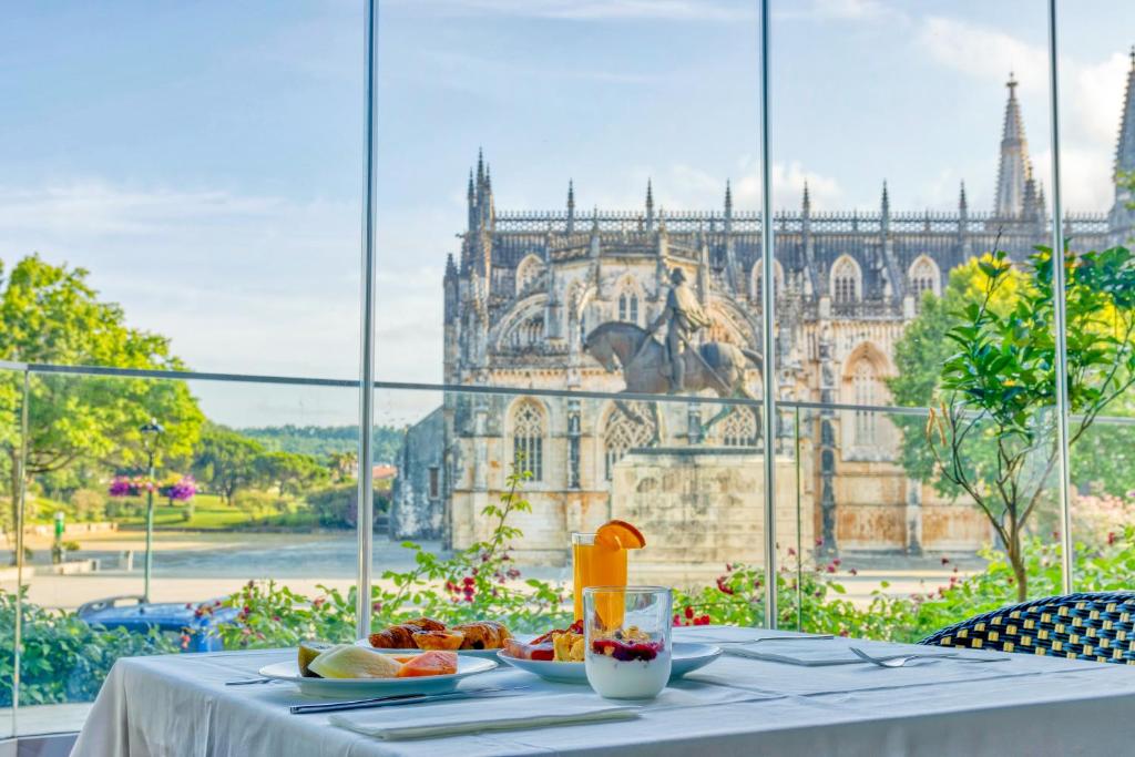 hotels with balcony in Batalha