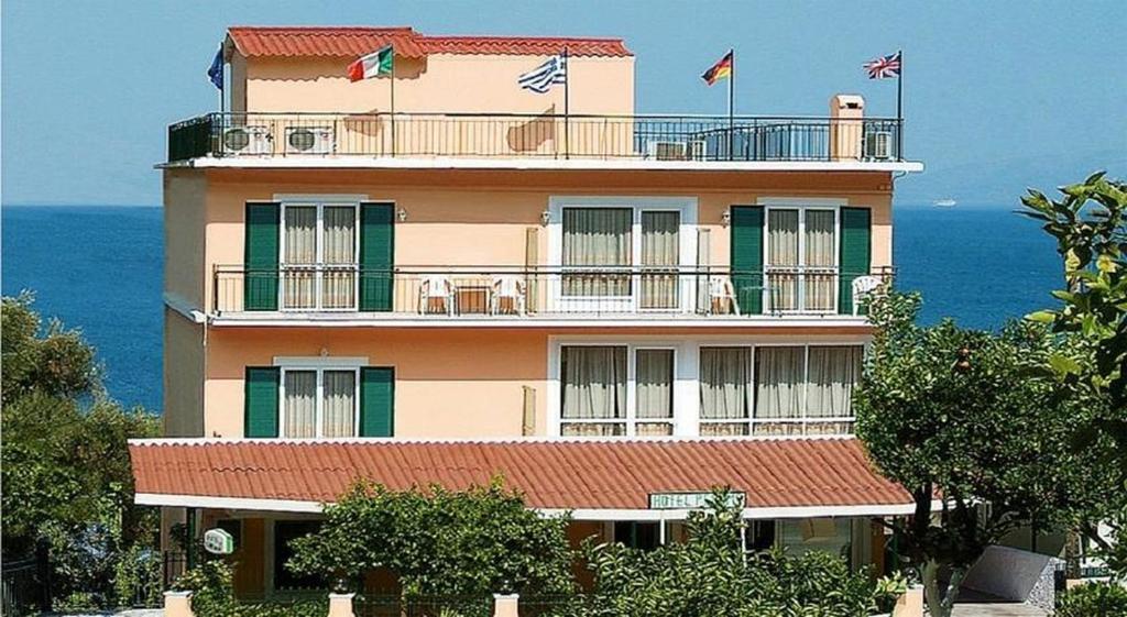 hotels with balcony in Corfu