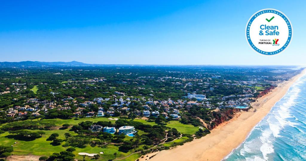 hotels with balcony in Algarve