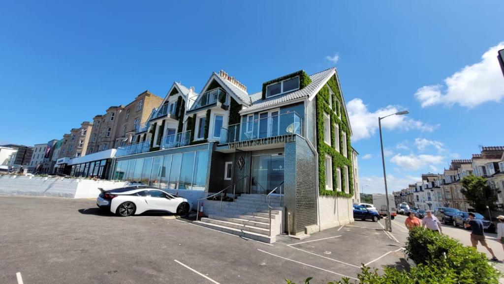 hotels with balcony in Newquay