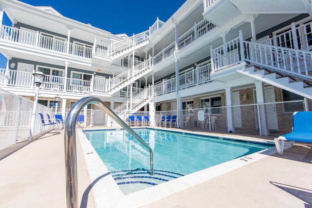 hotels with balcony in Cape May