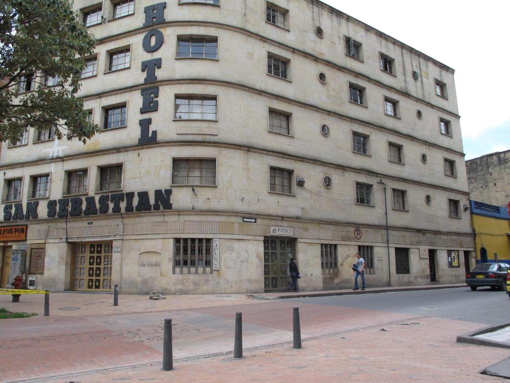 hotels with balcony in Bogota Museo Botero