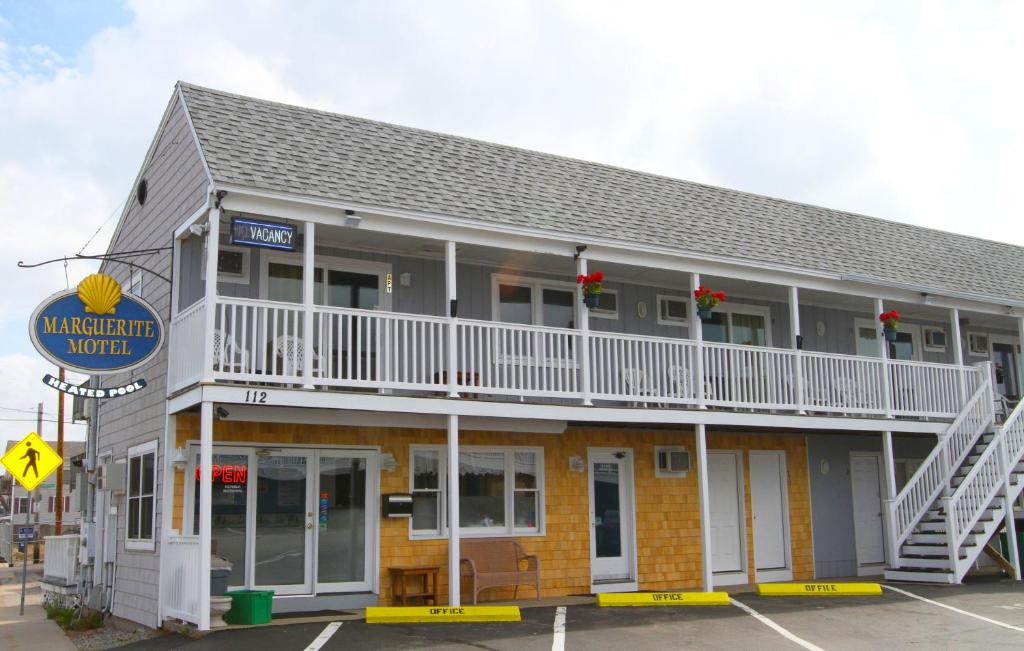 hotels with balcony in Hampton Beach Hampton Beach