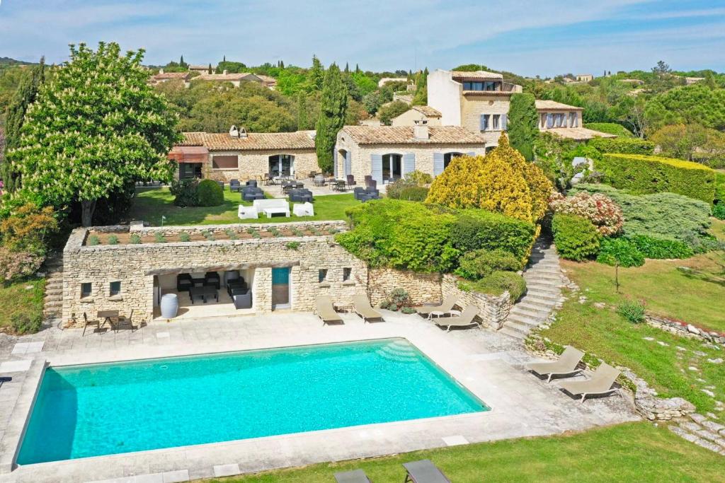 hotels with balcony in Gordes