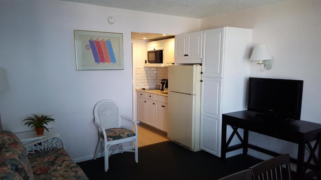 hotels with balcony in Wildwood Crest