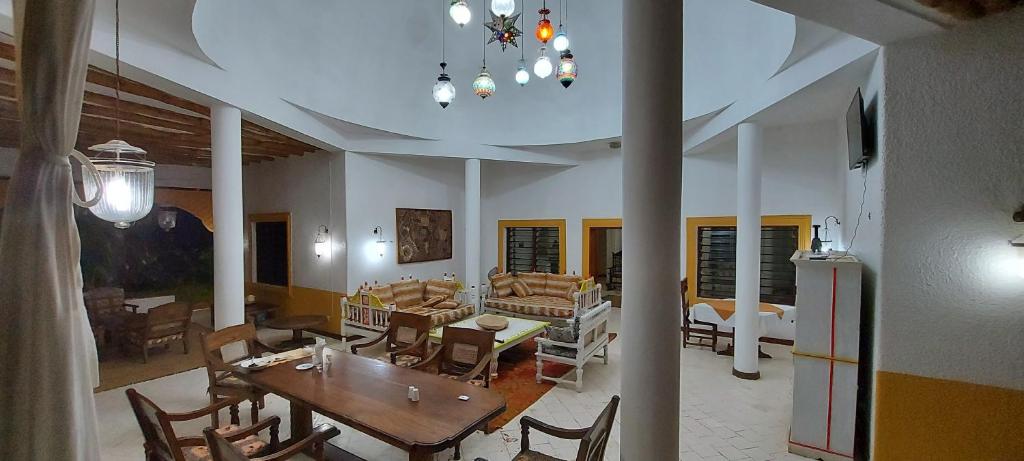 hotels with balcony in Malindi