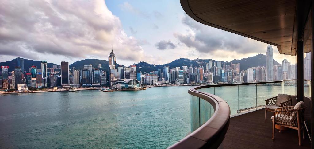 hotels with balcony in Hong Kong