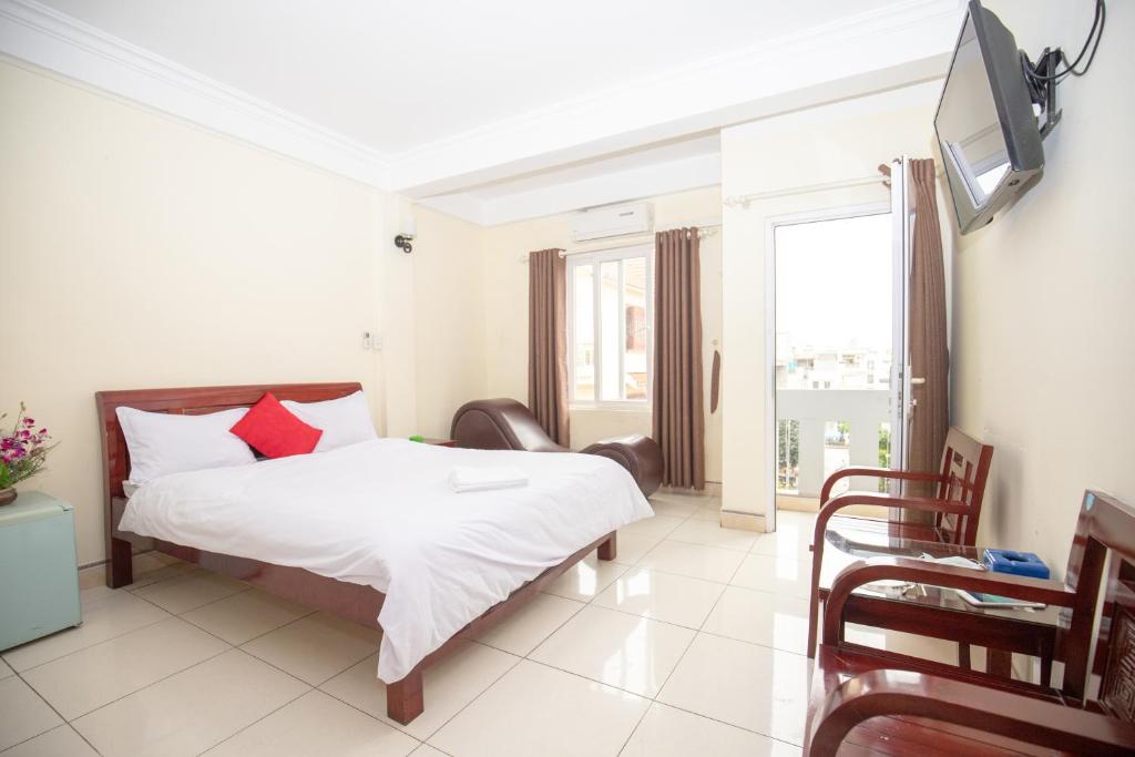 hotels with balcony in Hai Phong