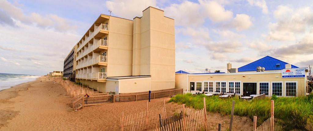 hotels with balcony in North Carolina 2