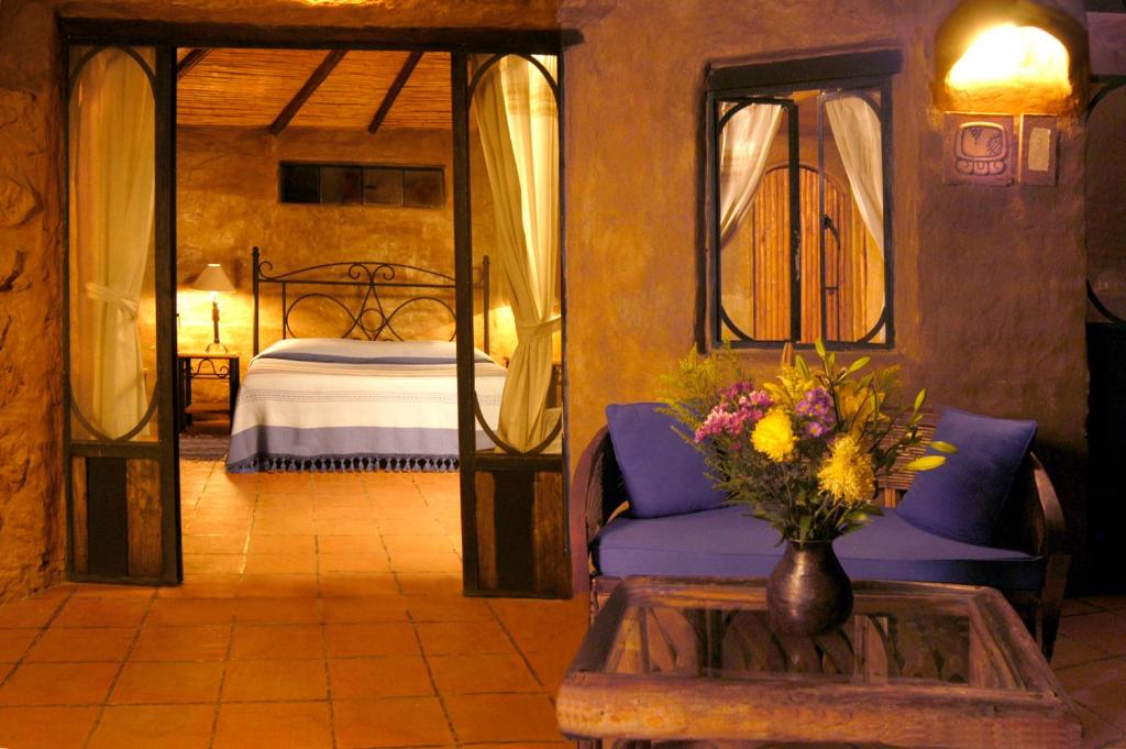 hotels with balcony in Tepoztlan