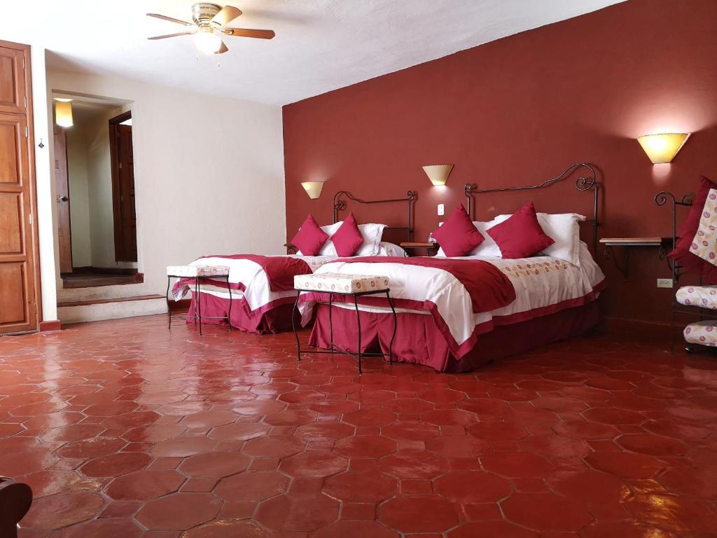 hotels with balcony in San Miguel De Allende