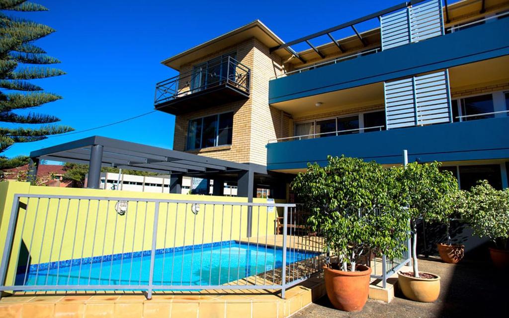 hotels with balcony in Coffs Harbour