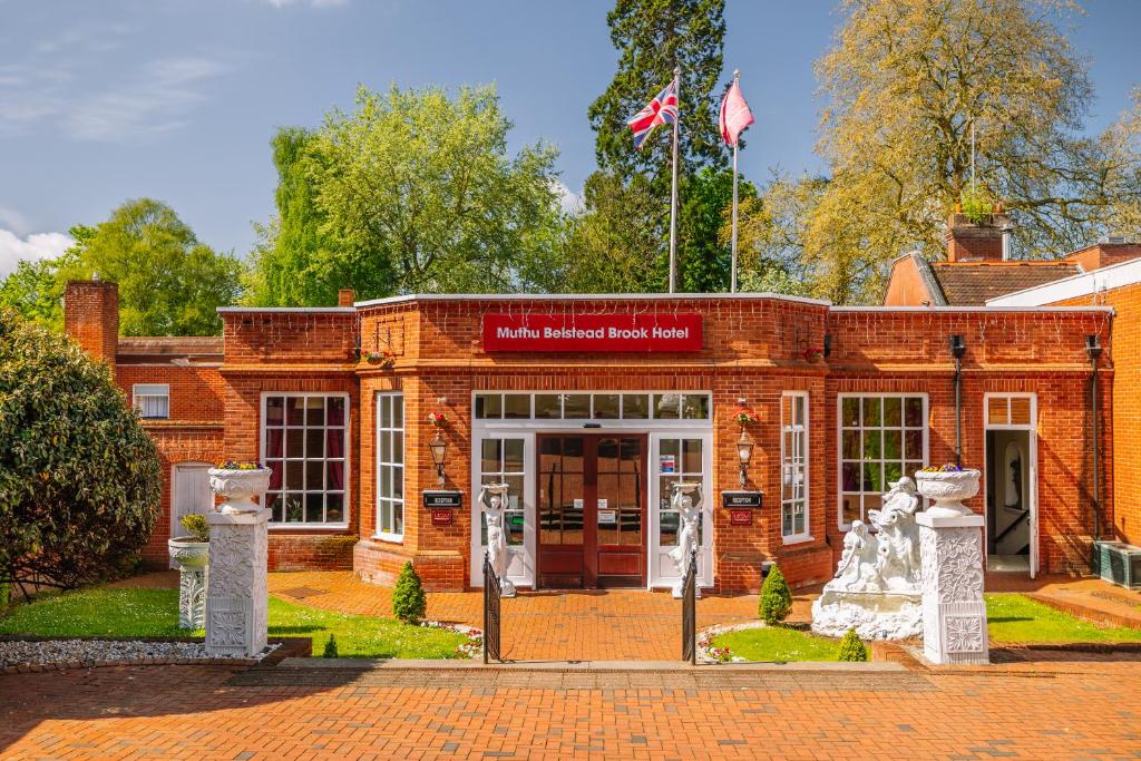 hotels with balcony in Suffolk