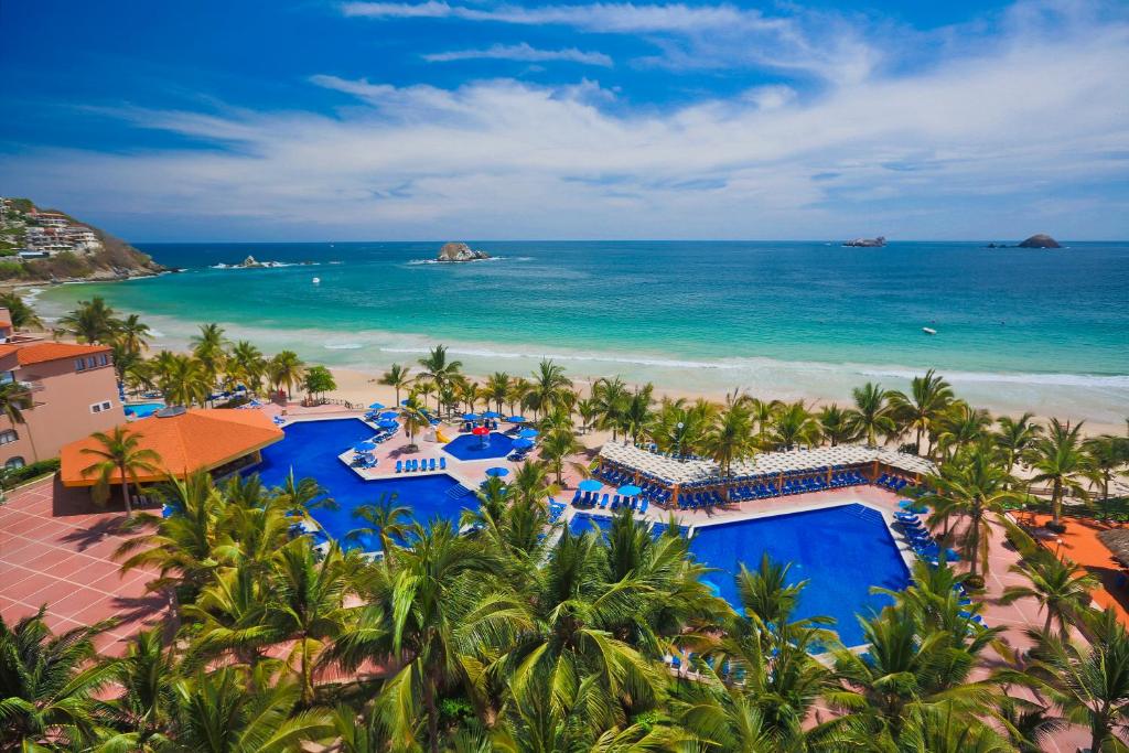 hotels with balcony in Ixtapa