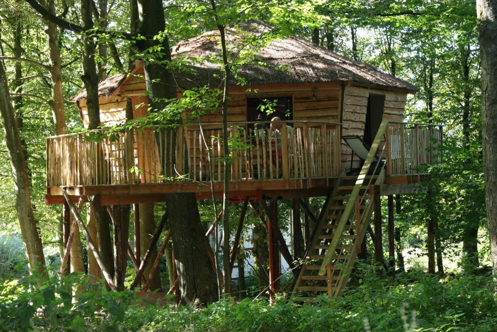 hotels with balcony in Spa