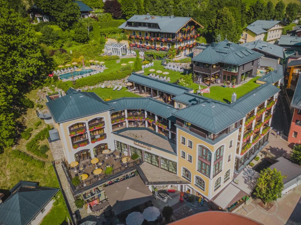 hotels with balcony in Saalbach