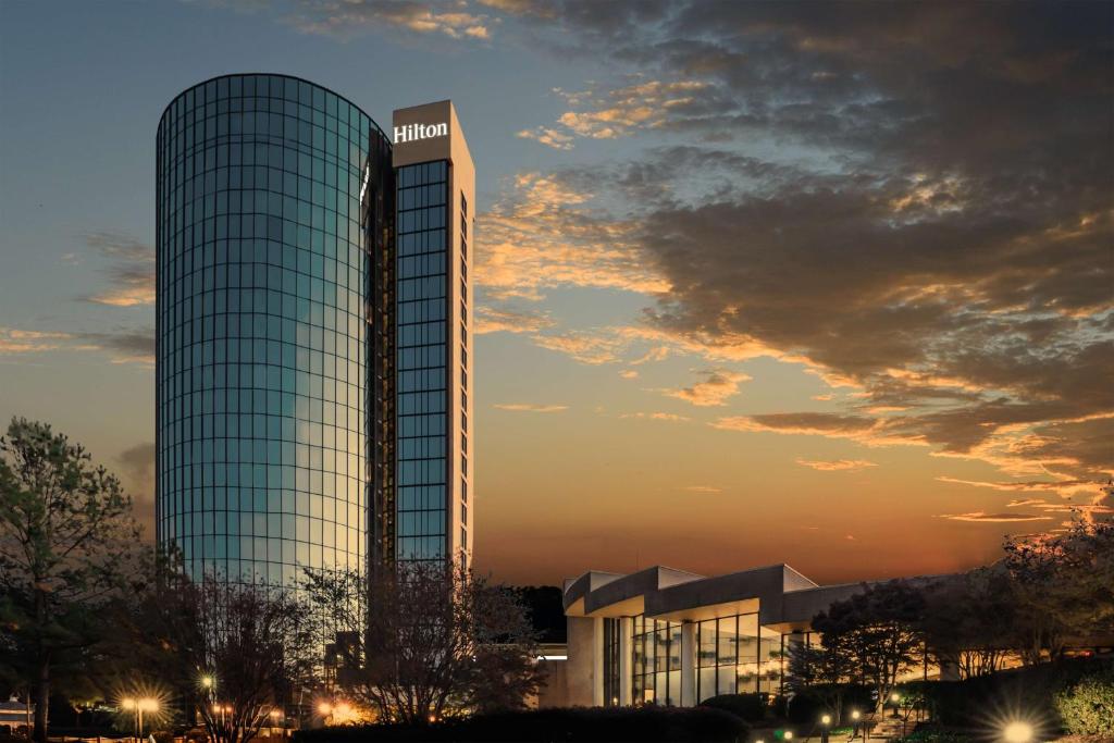 hotels with balcony in Memphis