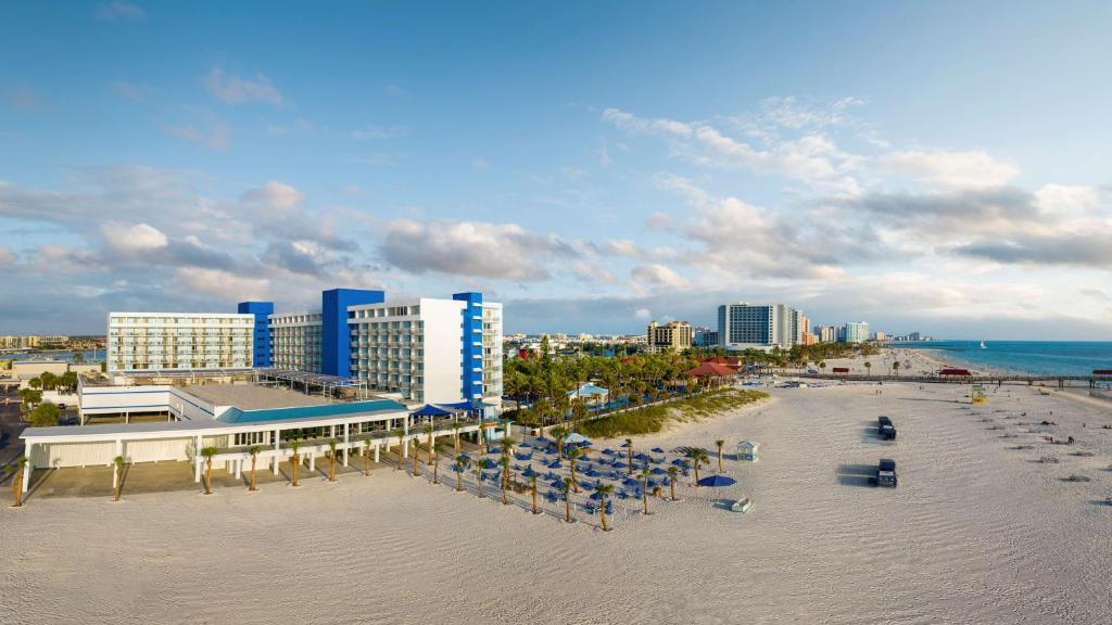 hotels with balcony in Clearwater Beach