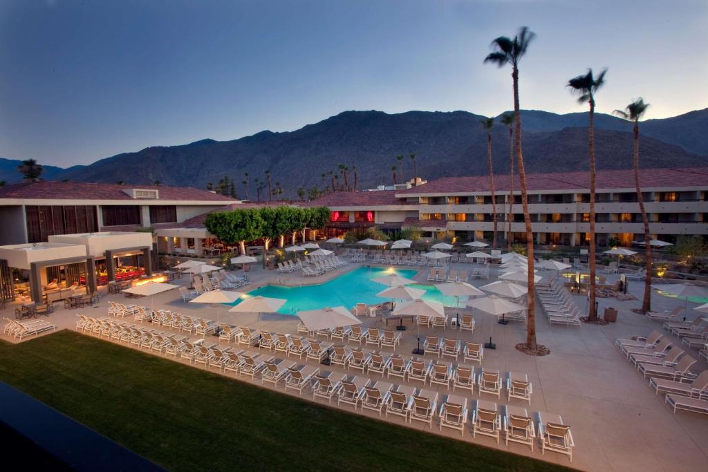 hotels with balcony in Palm Springs Palm Springs Art Museum