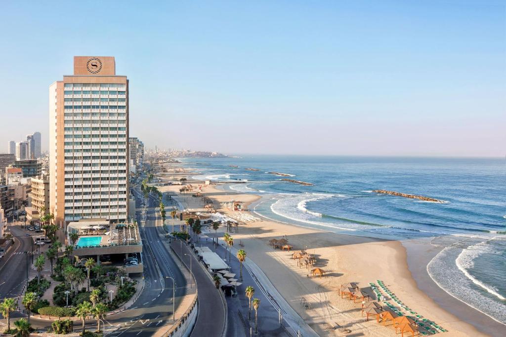 hotels with balcony in Tel Aviv