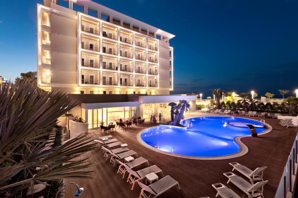 hotels with balcony in Riccione