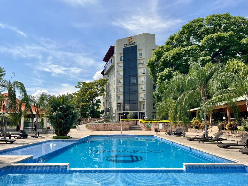 San Pedro Sula Hotels with Balcony