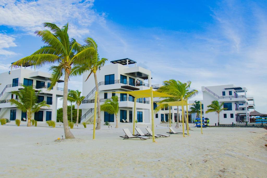 hotels with balcony in Caye Corker