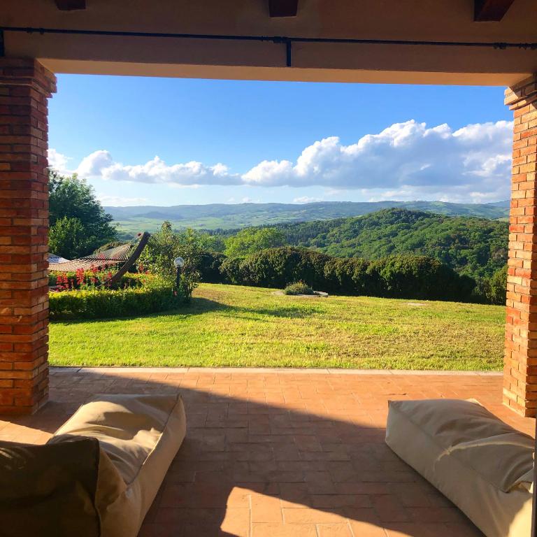 hotels with balcony in Saturnia