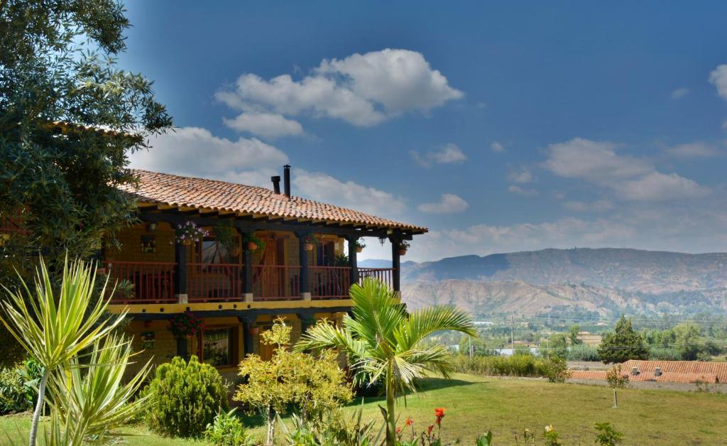 hotels with balcony in Villa De Leyva