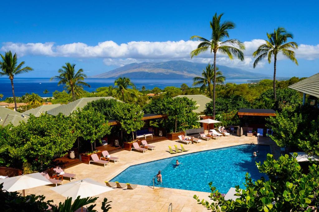 hotels with balcony in Hawaii