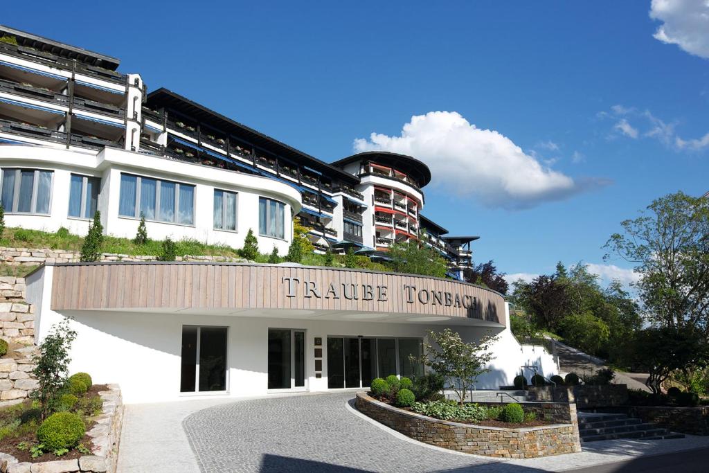 hotels with balcony in Baiersbronn