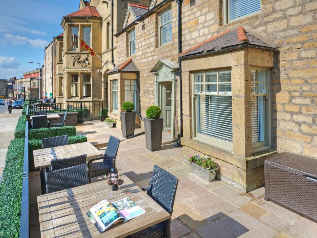 hotels with balcony in Northumberland