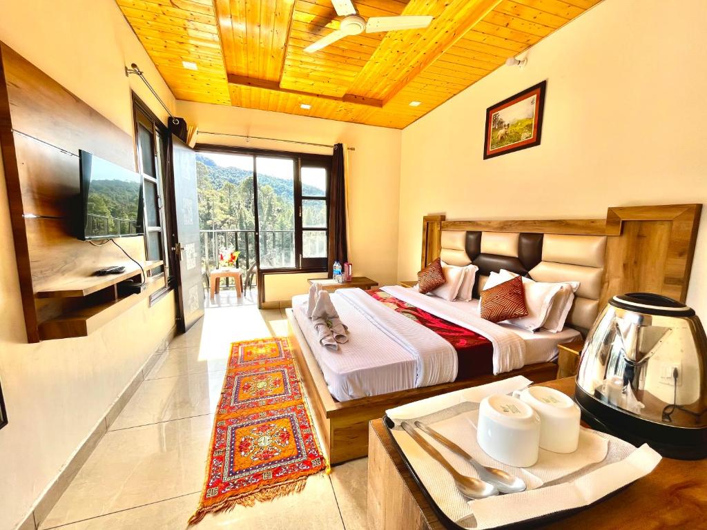 hotels with balcony in Dalhousie