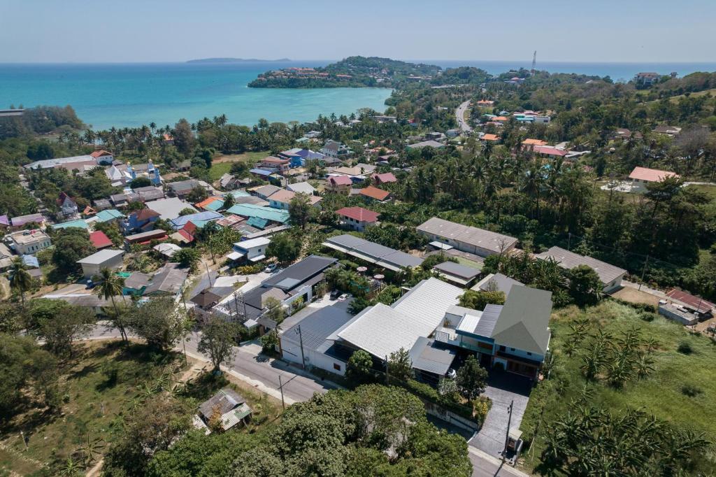 hotels with balcony in Panwa Beach