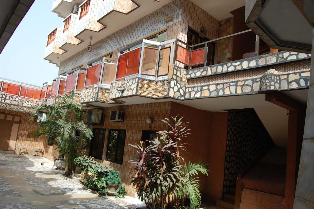 hotels with balcony in Cotonou