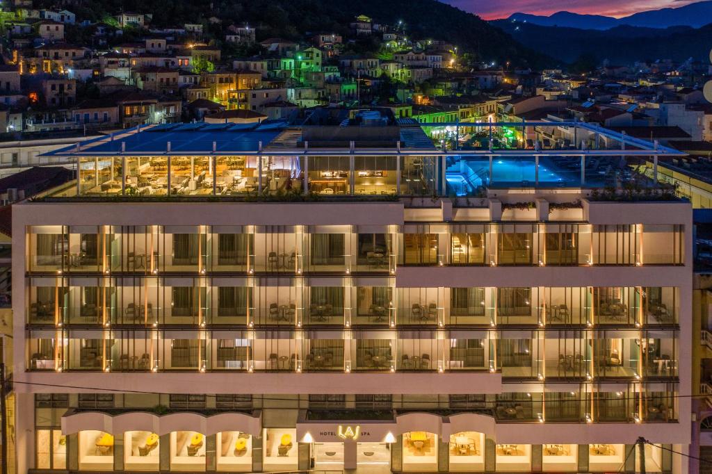 hotels with balcony in Gytheion