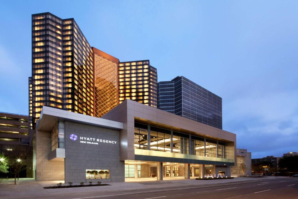 hotels with balcony in New Orleans