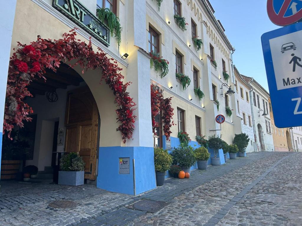 hotels with balcony in Sibiu