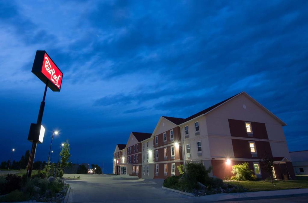 hotels with balcony in North Dakota