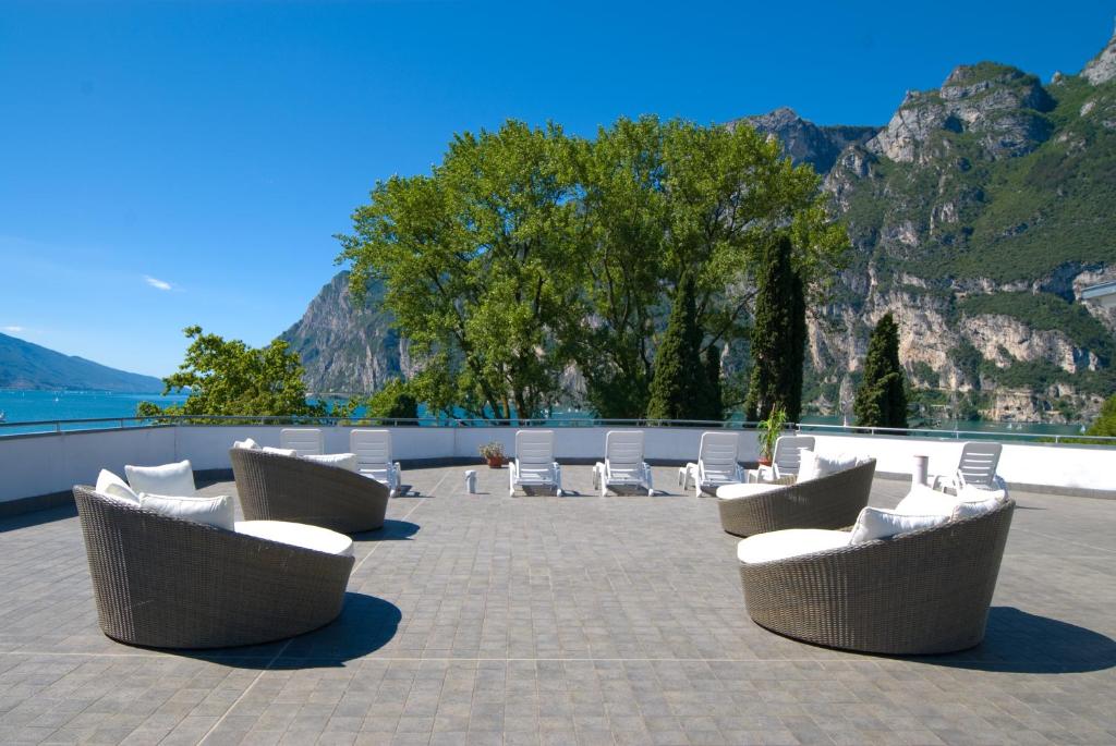 hotels with balcony in Riva Del Garda