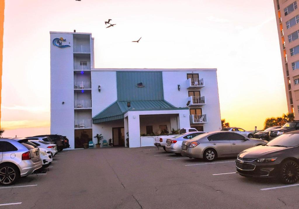 hotels with balcony in Daytona Beach